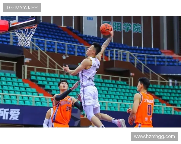 武汉篮球队快攻战术解析与得失经验分享