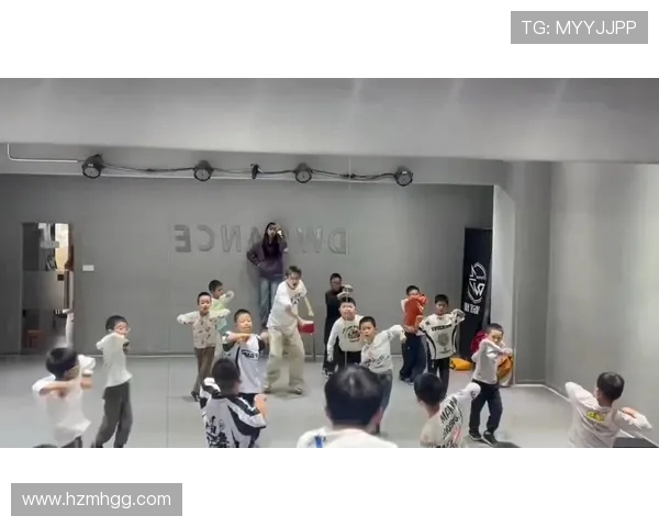 武汉街舞队引领潮流最新街舞技术TOP10全解析